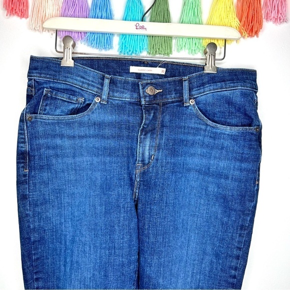 Levi’s Classic Crop Dark Wash Denim Casual High Rise Capri Denim Jeans Size 30 - Picture 3 of 16